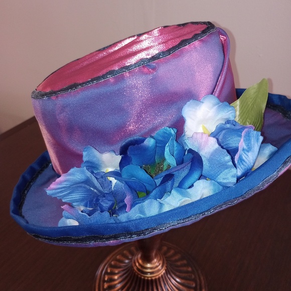 Gorgeous Ladies Pink and Purple Satin Top Hat with Satin Iris Flowers main image 4